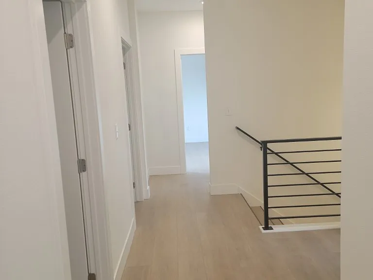 12110 N Freya St — Photo 21