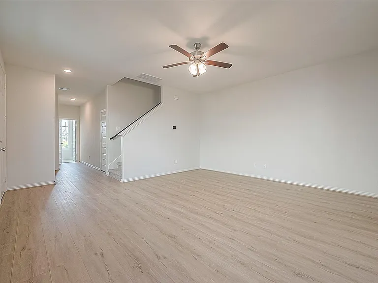 27966 Western Creek Ct — Photo 29