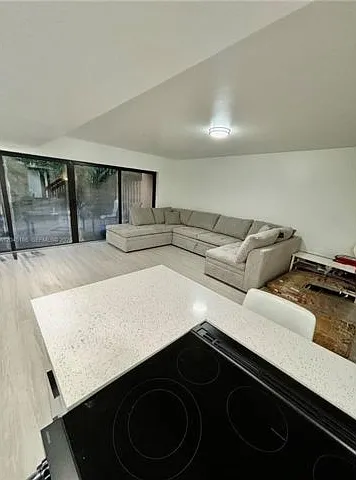 8010 NW 27th Pl — Photo 3