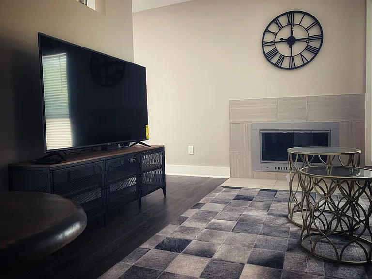 935 La Posada Dr #251 — Photo 4