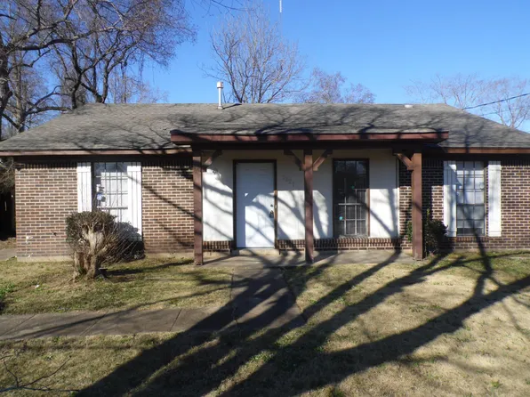 5821 Hyde Park Dr, Montgomery, AL 36117