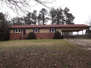 153 E Thomas Dr, Thomasville, NC 27360