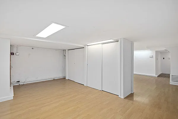 Rented by Dream Space Realty | media 16