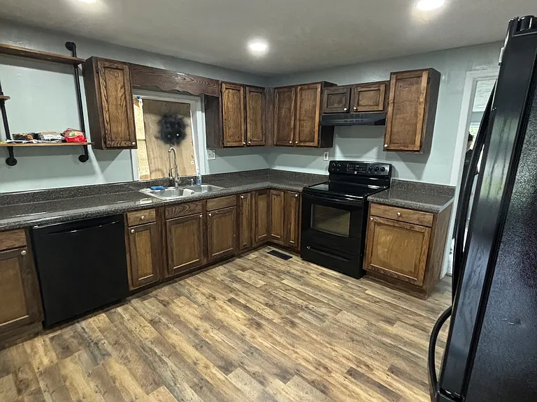307 Fayette St SE — Photo 8