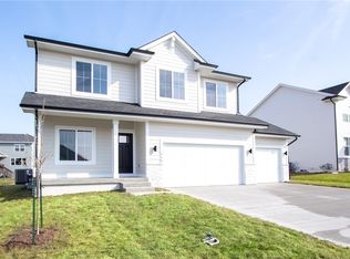 913 NE 13th St, Grimes, IA 50111