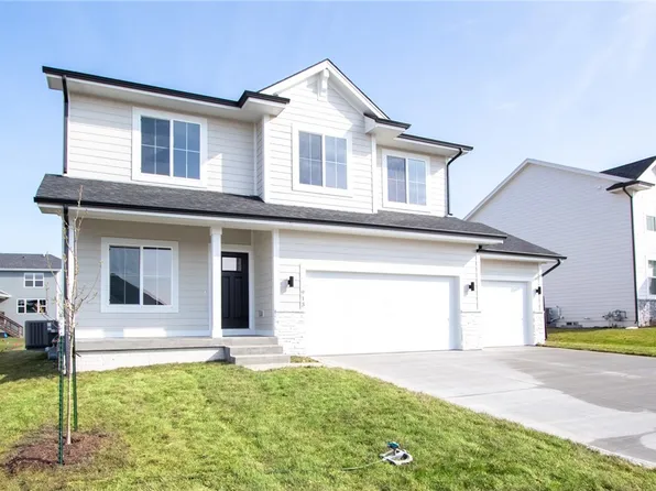 913 NE 13th St, Grimes, IA 50111