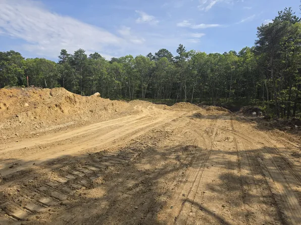 93 Oakmont Drive Lot #2, Cummaquid, MA 02675