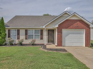 1624 Saint Andrews Dr, Murfreesboro, TN 37128