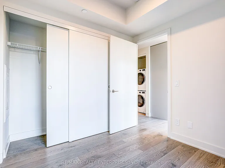 8 Cumberland St #1603 — Photo 7
