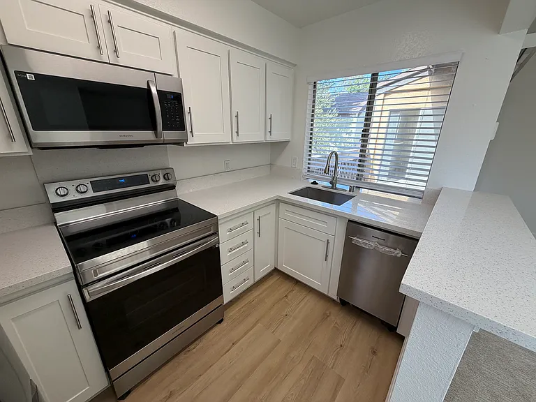 7944 Mission Center Ct #C — Photo 3