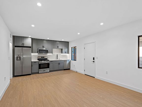 5th image of 3415 London St APT 1