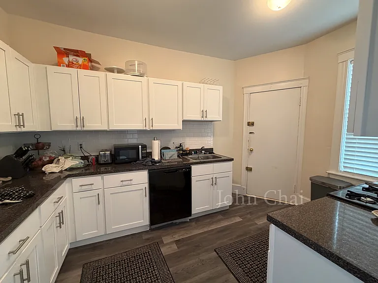 126 Englewood Ave #2 — Photo 12