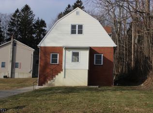 10 Brookside Rd, Randolph, NJ 07869