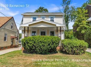 19409 Raymond St, Maple Heights, OH 44137