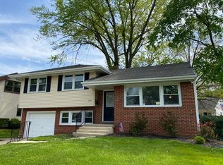 300 Belle Arbor Dr, Cherry Hill, NJ 08034