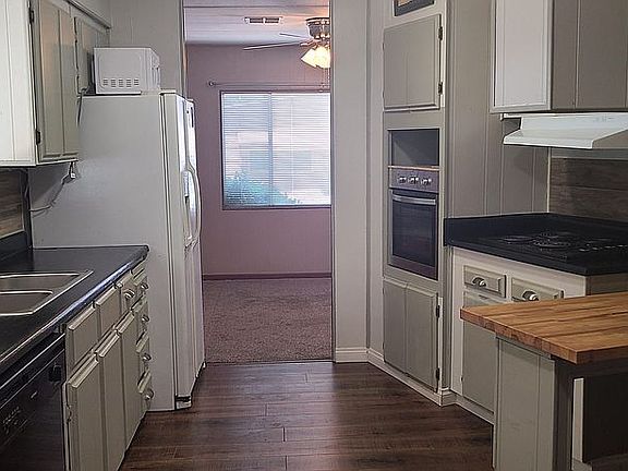 New flooring and oven