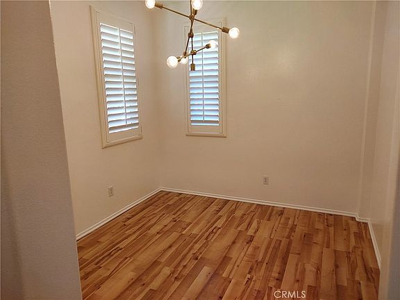 5th image of 3944 Polk St Unit B