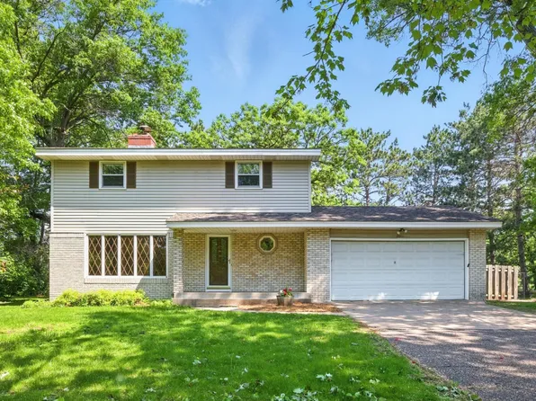 2011 134th Ln NE, Ham Lake, MN 55304