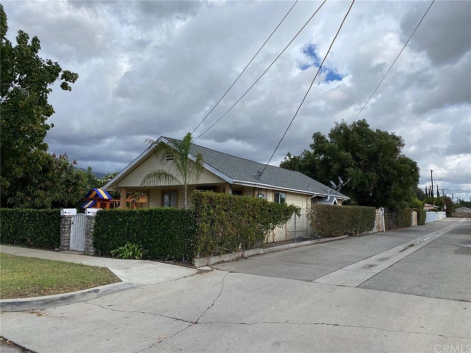 1st image of 144 N Soldano Ave