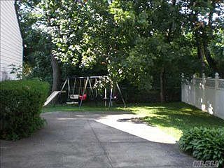 3rd image of 7 Melrick Ct