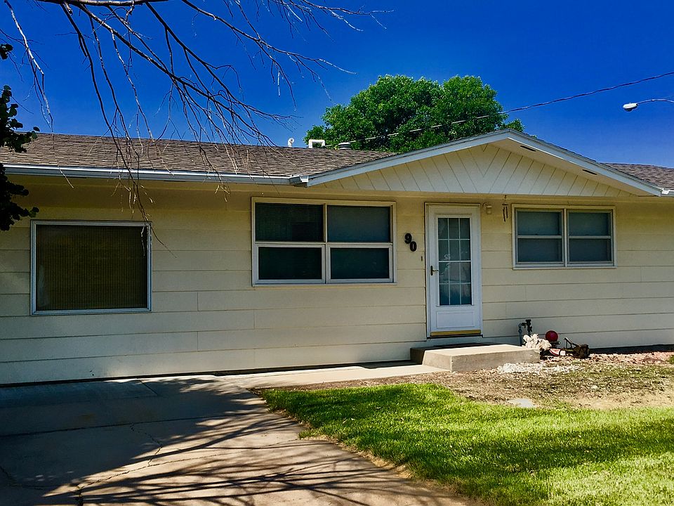 1st image of 90 Rose Park Dr