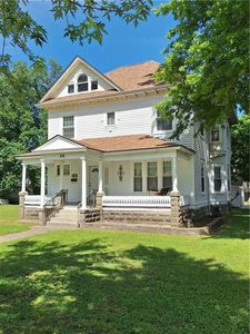 216 S Highland Ave, Chanute, KS, 66720
