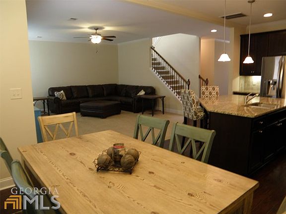 3rd image of 42 Seabiscuit Ct