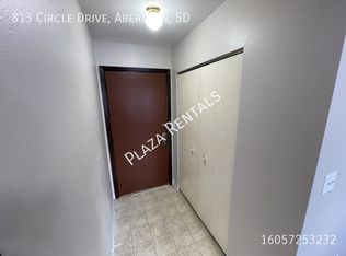 1105 N Main St #7W, Groton, SD 57445