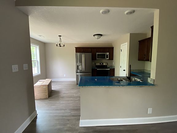 3rd image of 4 Woodland Hls Lot 4