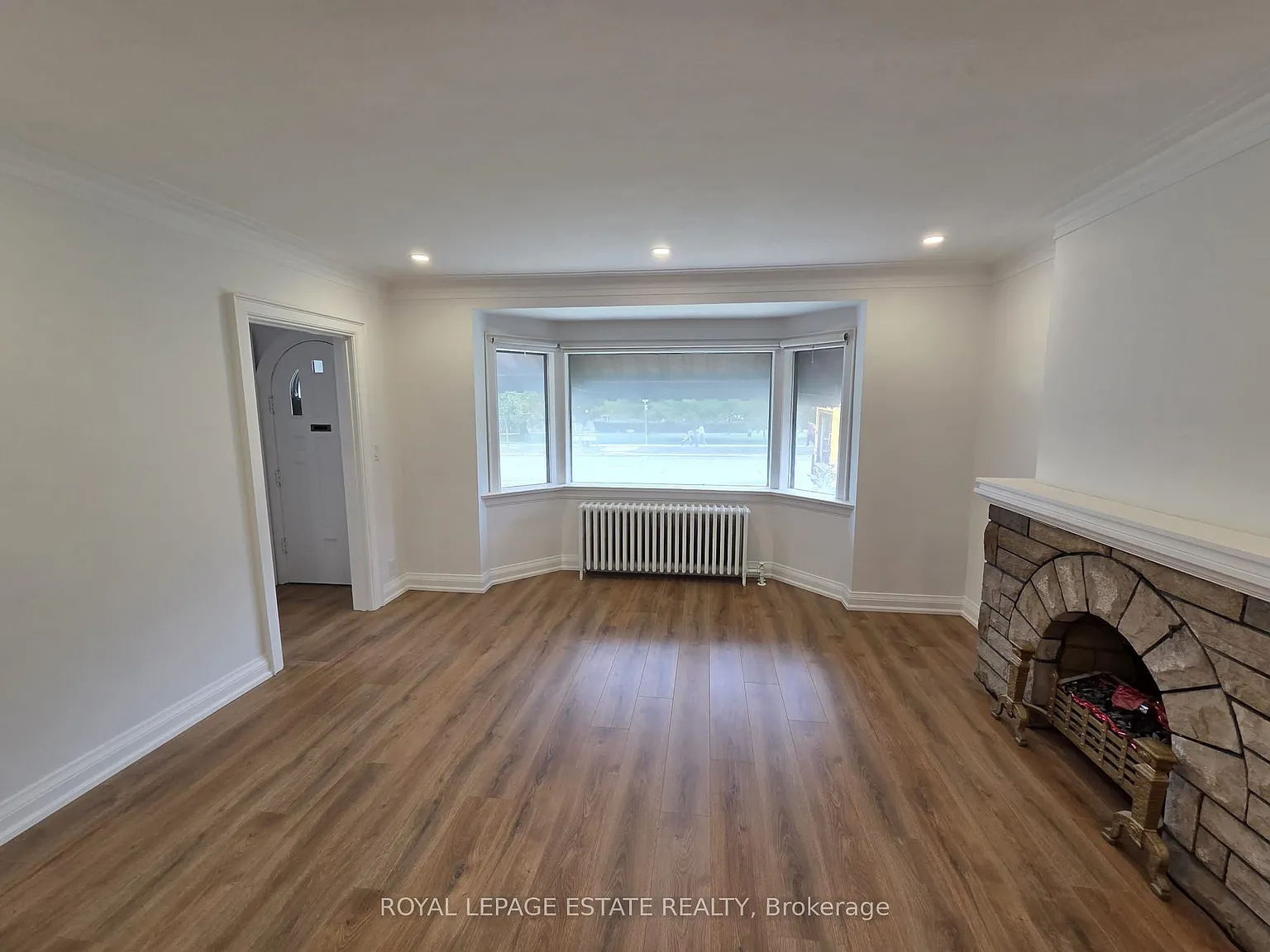 2 bed, $2,700 — Photo 2