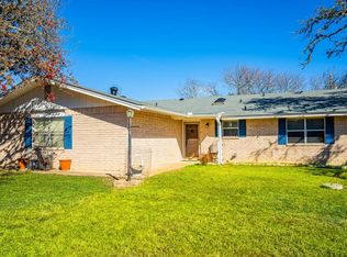 161 Valley View Dr, Kerrville, TX 78028