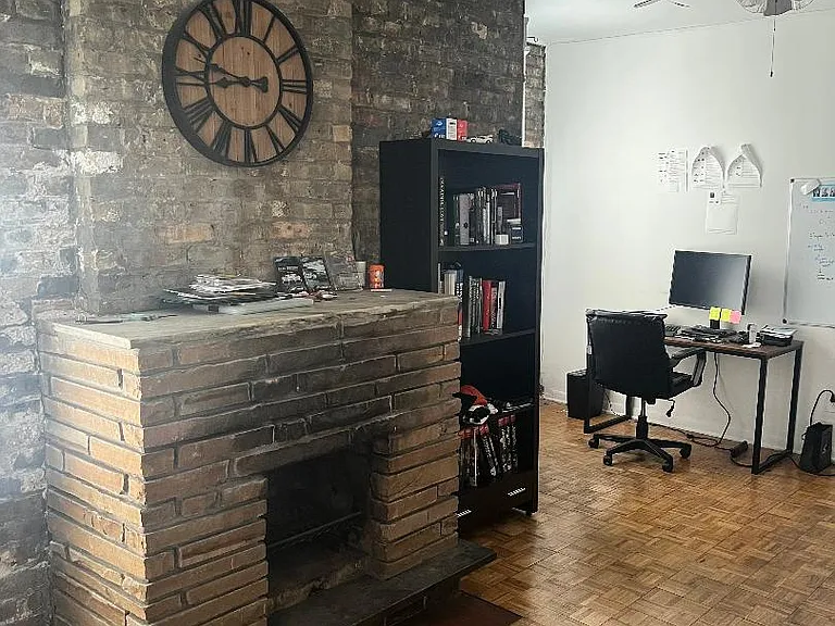 2438 N Clark St #3F — Photo 4