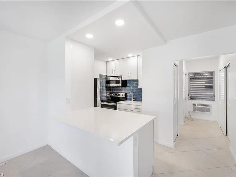 167 N Collier Blvd #O3 — Photo 3