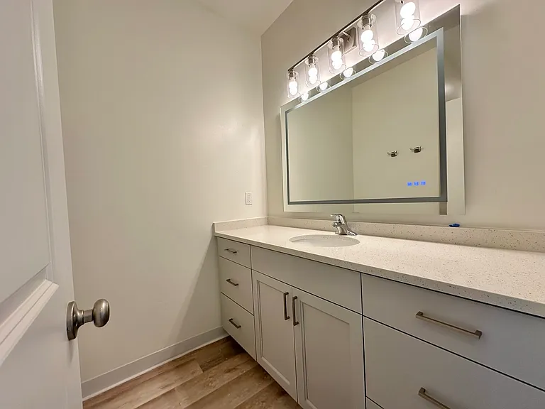 456 N 600 E — Photo 13