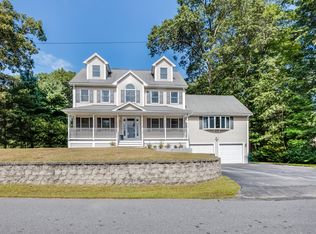 12 Ordway St, Billerica, MA 01821