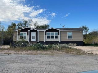 8767 Vega Verde Rd, Del Rio, TX 78840