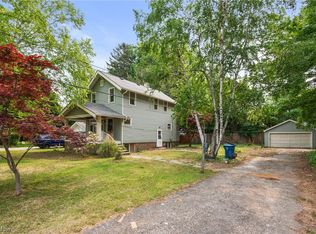 319 Bayview Rd, Bay Village, OH 44140