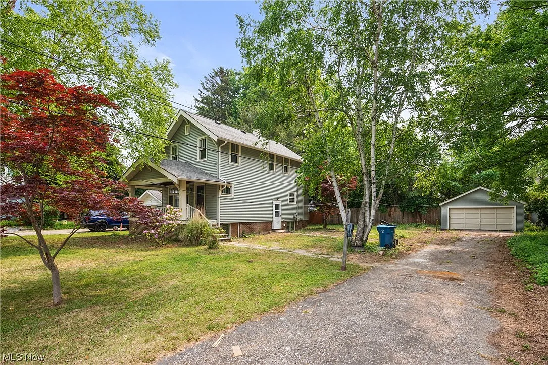 319 Bayview Rd photo 1
