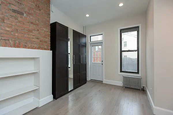 Rented by Voro NYC | media 21