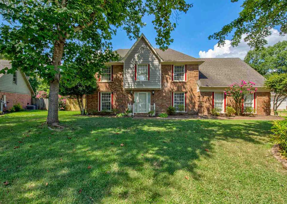 1st image of 2725 Fairway Glen Cv