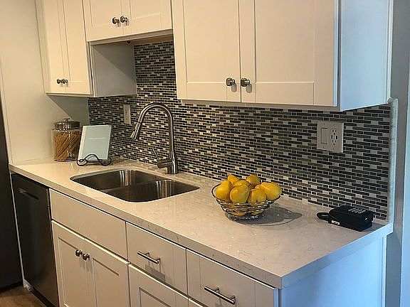 5th image of 4254 Mesa Vista Way Unit 3