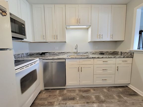 4th image of 4208 Bonhill Dr APT 3F