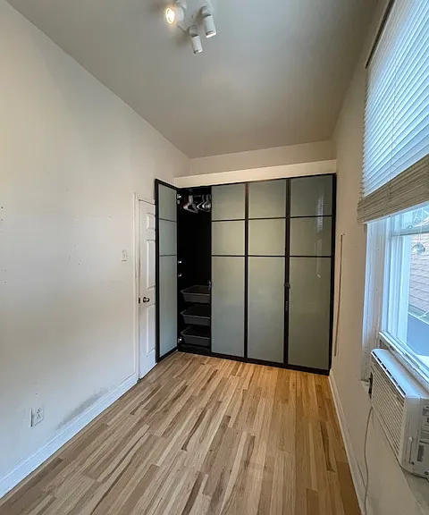 2554 W Cortland St #2 — Photo 7