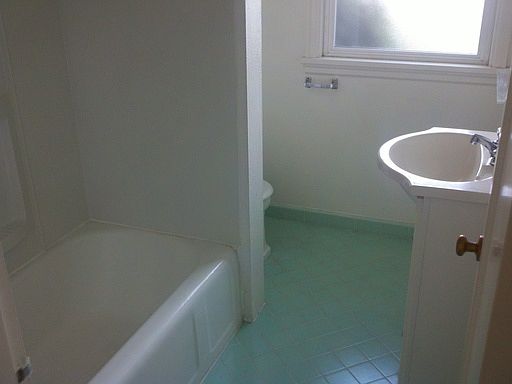2nd image of 5145 SE 17th Ave