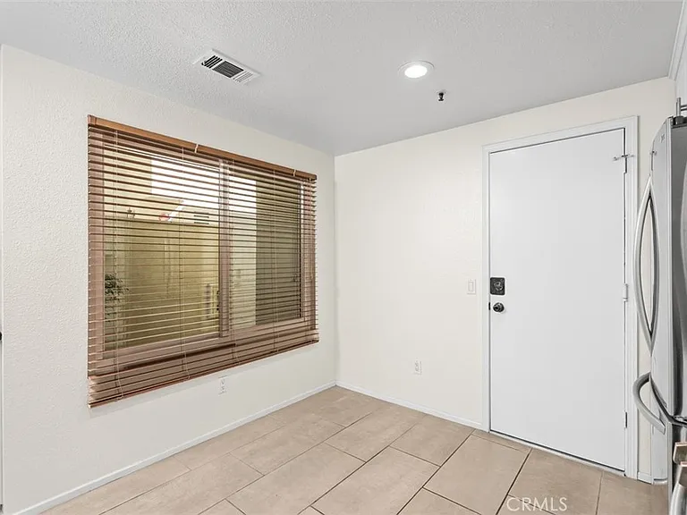 5847 E Rocking Horse Way — Photo 17