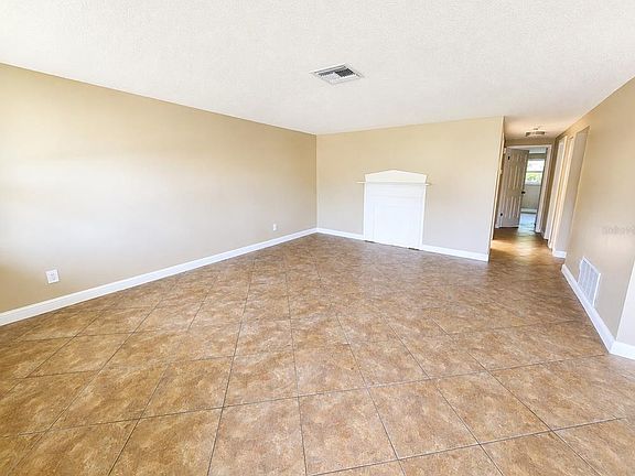 5th image of 7146 CARMEL AVENUE