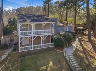 208 Carmichael Ct, Cary, NC 27511
