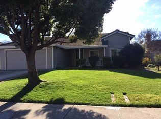 213 Persimmon Pl, Windsor, CA 95492