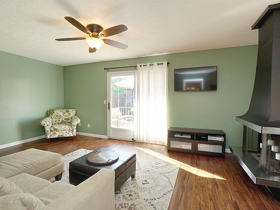 4th image of 3386 Amberway Ct