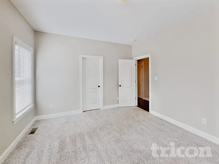 6800 Payton View Dr — Photo 9
